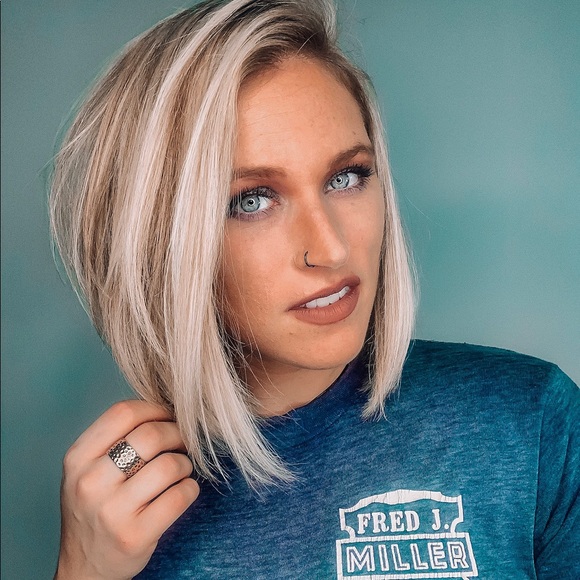 Meet your Posher, Alaynee - Picture 4 of 8